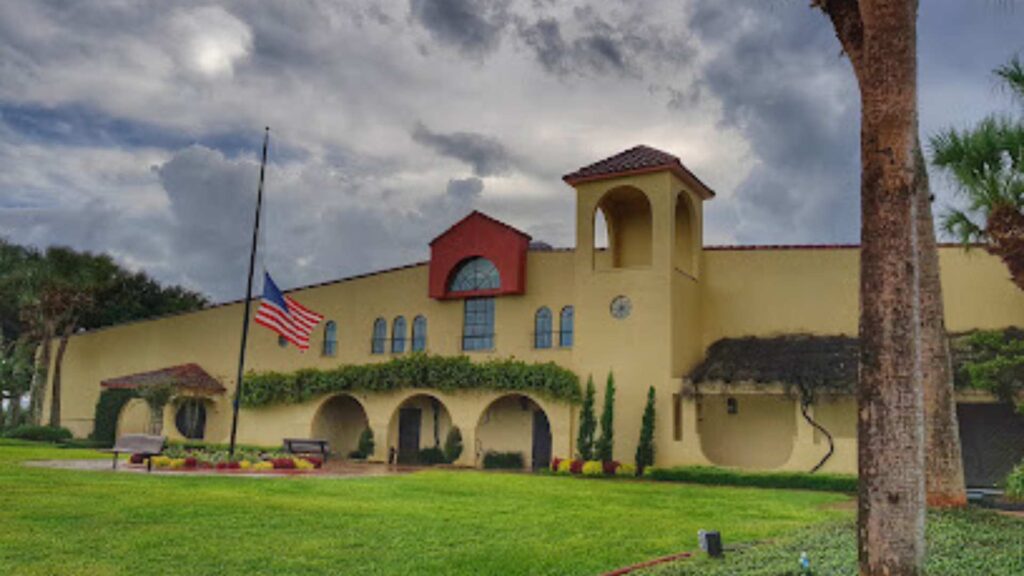 Lakeridge Winery & Vineyards